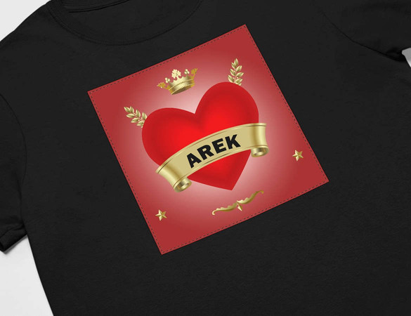 Koszulka z naszywką na Walentynki TWÓJ NAPIS