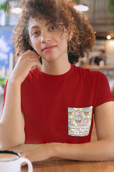 Koszulka z kieszonką BE A UNICORN 02