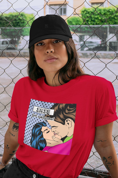 Koszulka z naszywką na Walentynki TWÓJ NAPIS