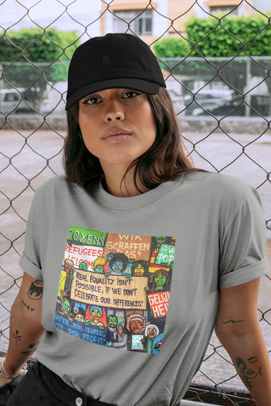 Koszulka z naszywką Anti Racism