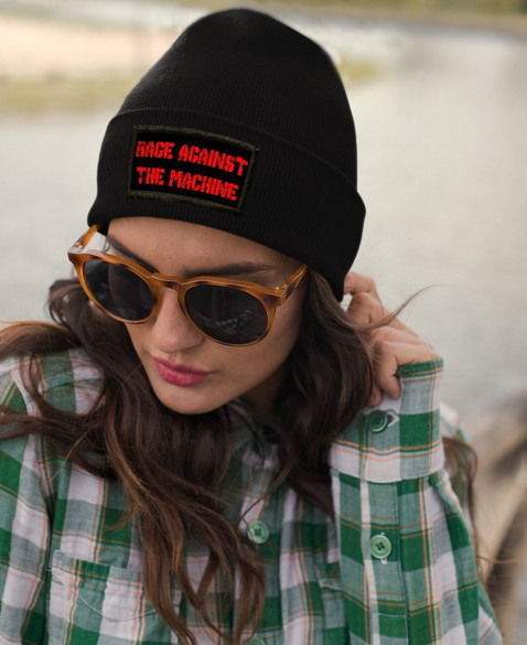 Czapka zimowa z naszywką  RAGE AGAINST THE MACHINE