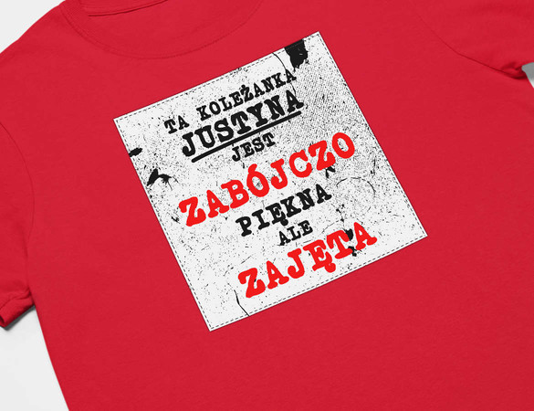 Koszulka z naszywką na Walentynki TWÓJ NAPIS