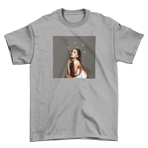 Koszulka z naszywką ARIANA GRANDE 02