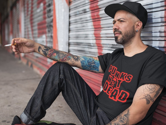 Koszulka Punks not dead + Twój napis