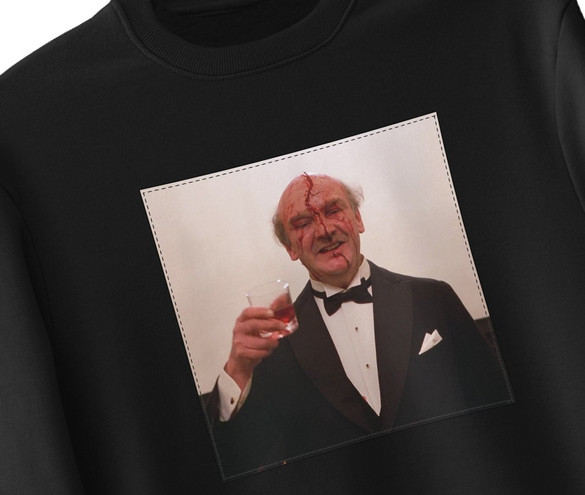 Bluza z naszywką Lśnienie Kelner