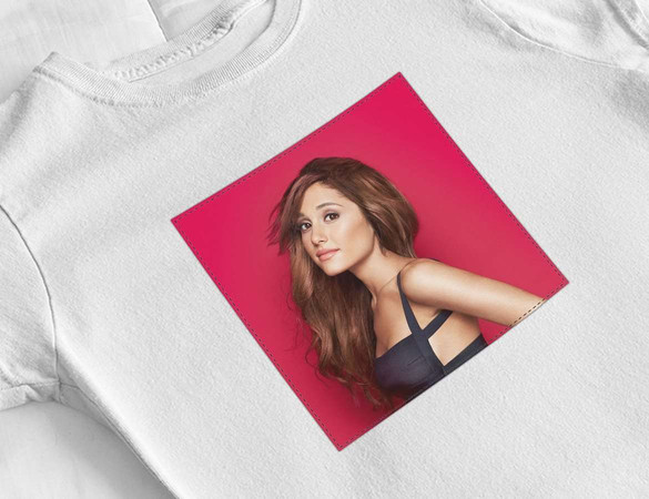 Bluzka damska z naszywką ARIANA GRANDE 05