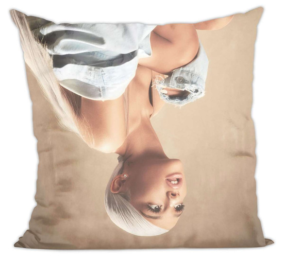 Poduszka ARIANA GRANDE SWEETENER