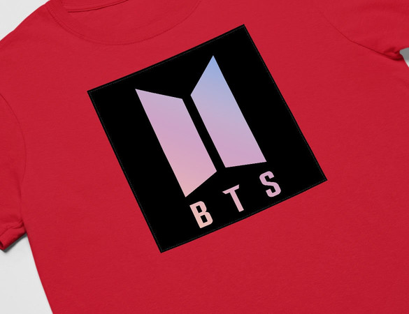 Koszulka z naszywką BTS LOGO