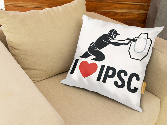 Poduszka dla strzelca I LOVE IPSC 40x40cm
