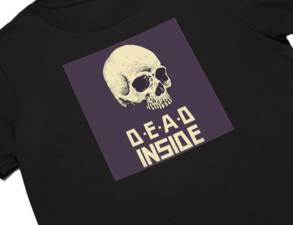 Koszulka z naszywką Skull : Dead inside