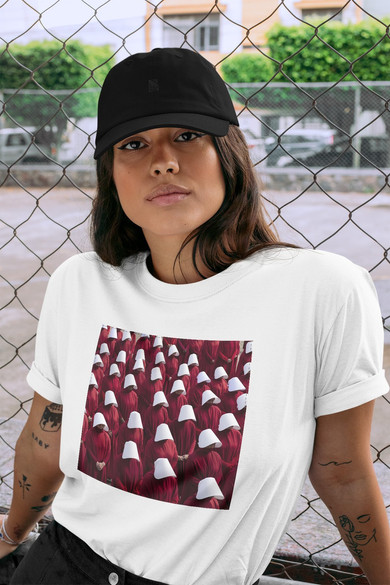 Koszulka z naszywką The Handmaid's Tale 06