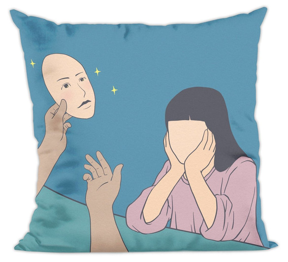 Poduszka Put on a mask