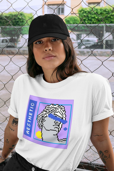 Koszulka z naszywką Aesthetic