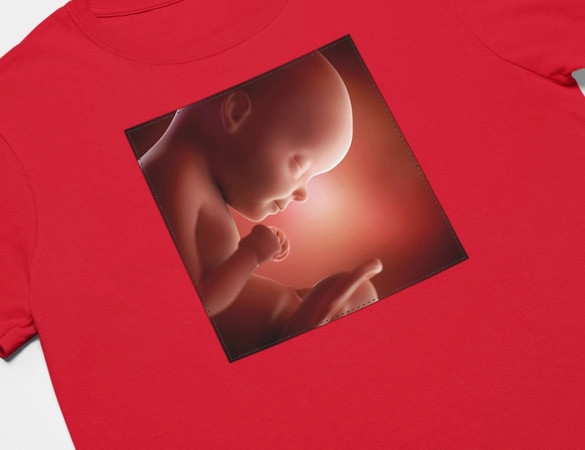 Koszulka z naszywką Płód 02