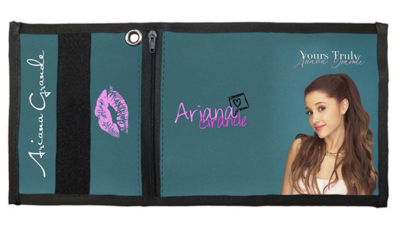 Portfel Ariana Grande