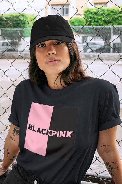 Koszulka z naszywką BLACKPINK logo