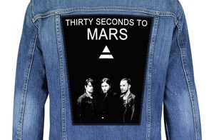 Ekran 30 SECOND TO MARS