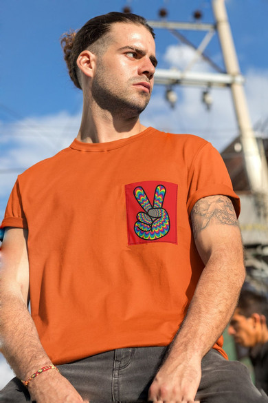 	Koszulka z kieszonką PEACE
