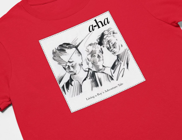 Koszulka z naszywką A-HA Living..