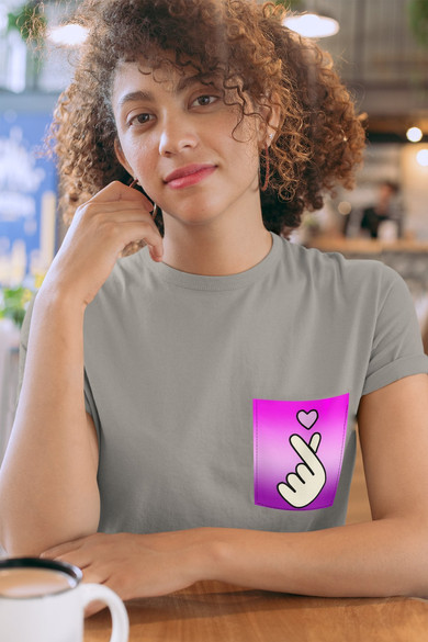 Koszulka z kieszonką ZNAK MIŁOŚCI OPPA