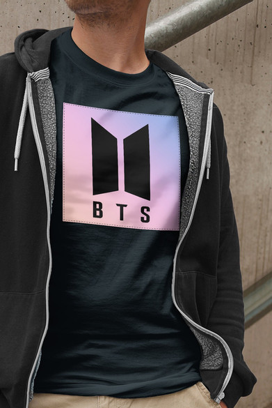 Koszulka z naszywką BTS LOGO 02