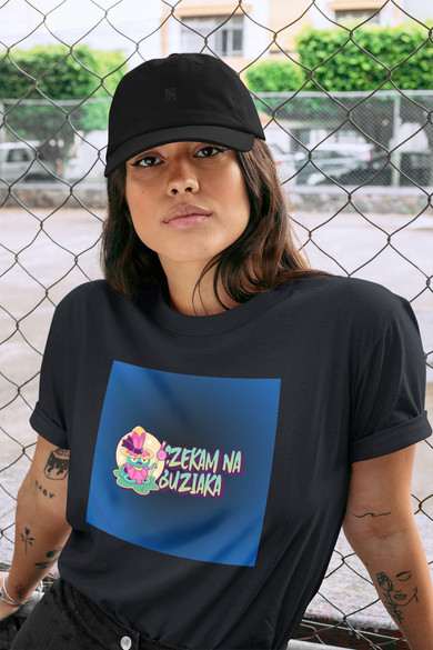 Koszulka z naszywką Czekam na buziaka