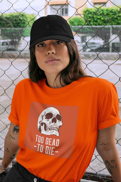 Koszulka z naszywką Skull : Too dead to die