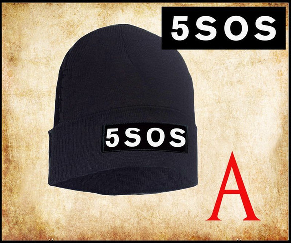 Czapka zimowa z naszywką 5 SECONDS OF SUMMER