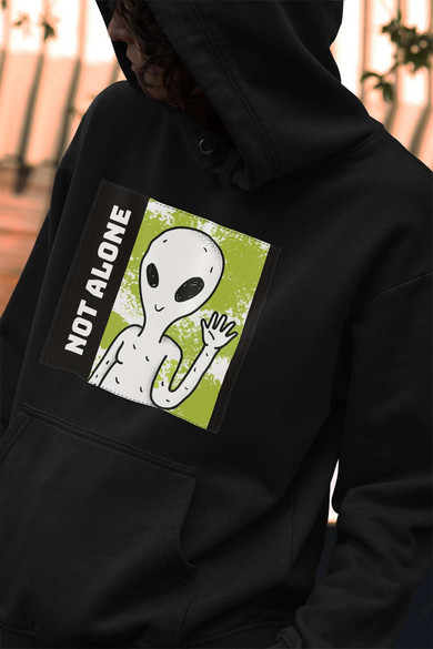 Bluza z naszywką Not alone