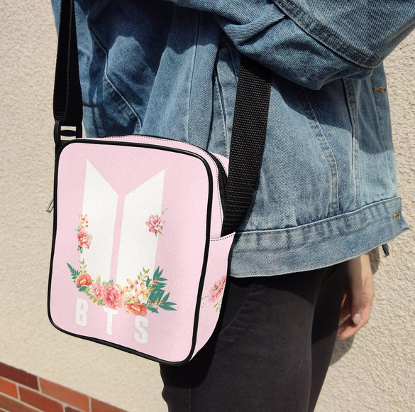 Torba Listonoszka BTS Pink Dodaj swój napis!