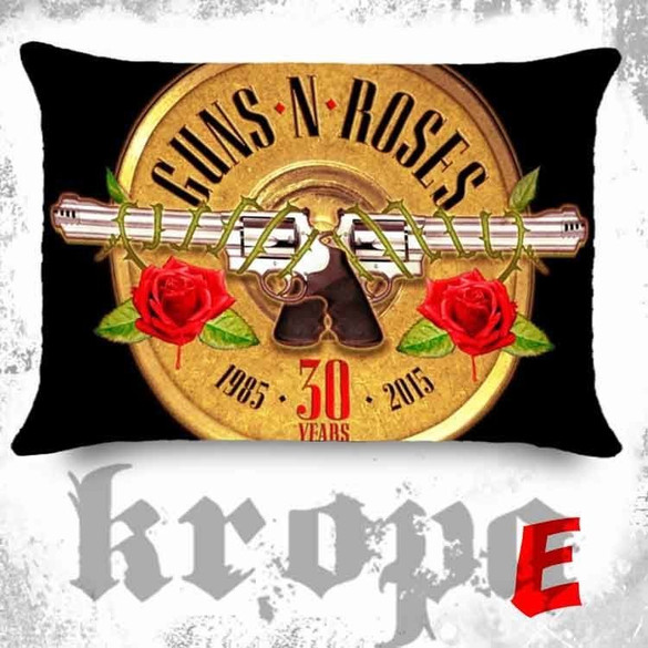Poduszka Guns N’ Roses duża 58 cm 38 cm