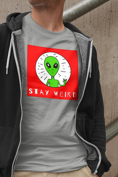 Koszulka z naszywką Stay weird