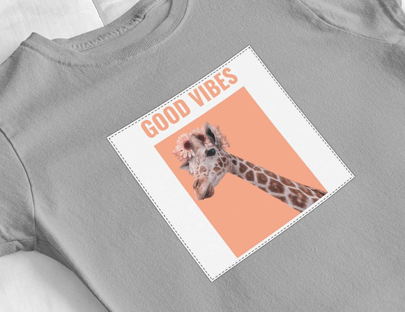 Bluzka damska z naszywką Good vibes