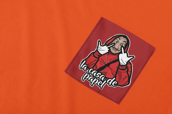 Koszulka z kieszonką DOM Z PAPIERU 01