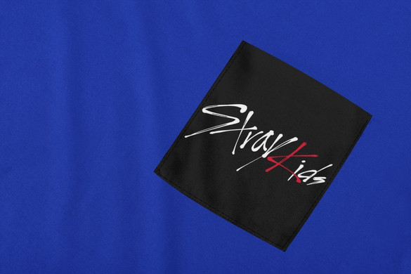 Koszulka z kieszonką STRAY KIDS 01