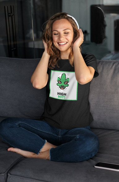 Bluzka damska z naszywką High hit