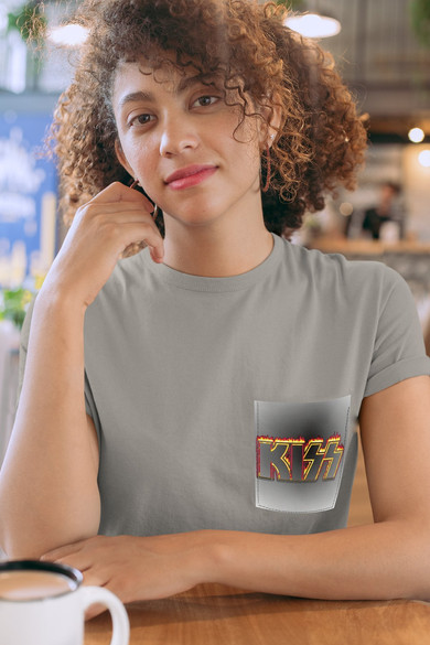 Koszulka z kieszonką KISS