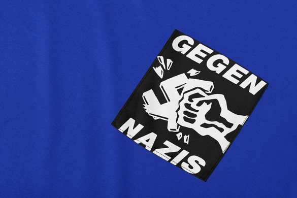 Koszulka z kieszonką  Gegen Nazis
