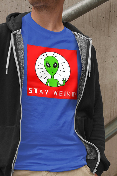 Koszulka z naszywką Stay weird