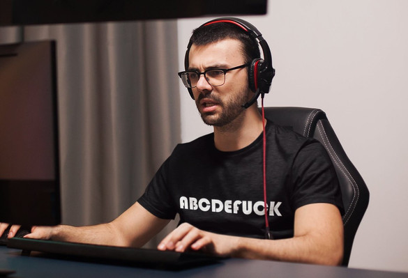 Koszulka ABCDEfuck + Twój napis