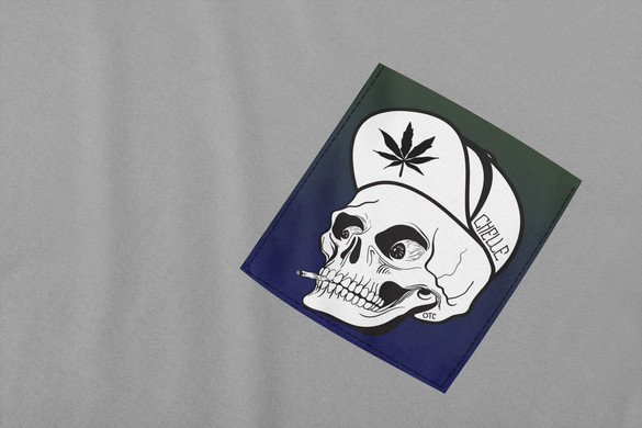 Koszulka z kieszonką STONED SKULL