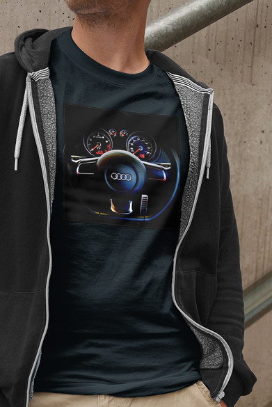 Koszulka z naszywką Audi 01