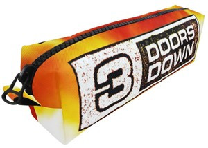 Piórnik 3 DOORS DOWN