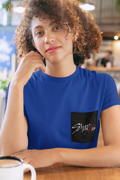 Koszulka z kieszonką STRAY KIDS 01