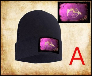 Czapka zimowa z naszywką PANIC! AT THE DISCO