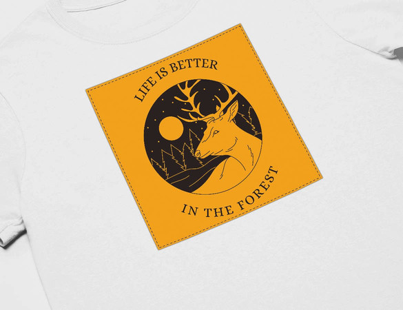 Koszulka z naszywką Life is better...