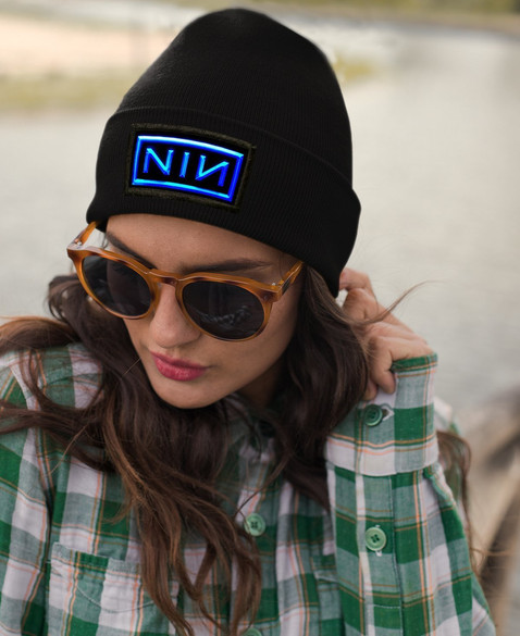 Czapka zimowa z naszywką NINE INCH NAILS