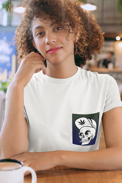 Koszulka z kieszonką STONED SKULL