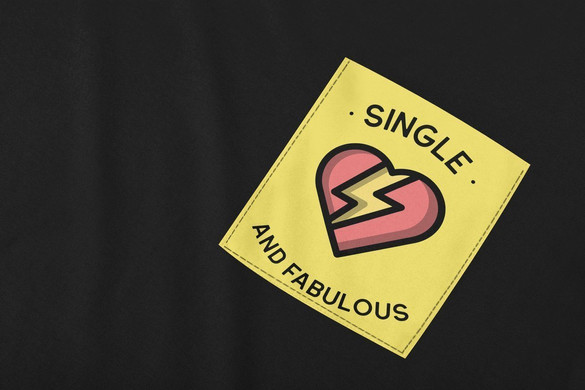 Koszulka z kieszonką SINGLE AND FABULOUS