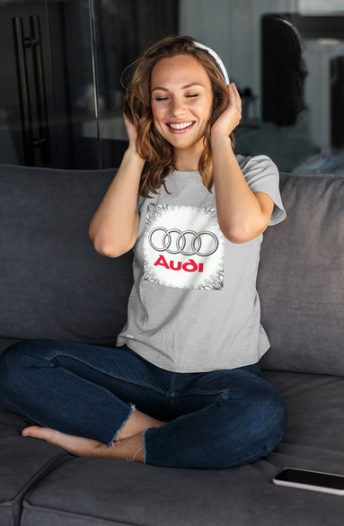 Bluzka damska z naszywką Audi 02